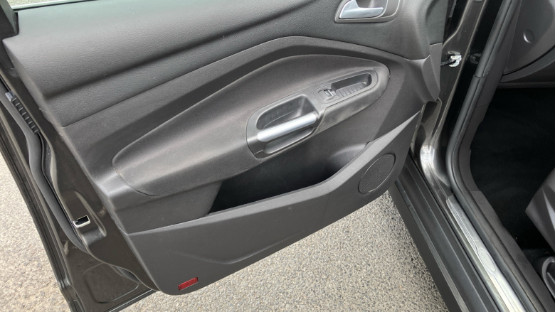 Ford C-MAX 1.0 EcoBoost Titanium 5dr Petrol Estate